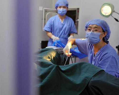 广州有正规代孕公司,子宫腺肌症做试管成功率高吗:不**有什么症状表现_广州不